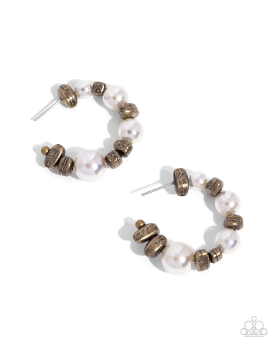 Playful Pearls - Brass - Earring