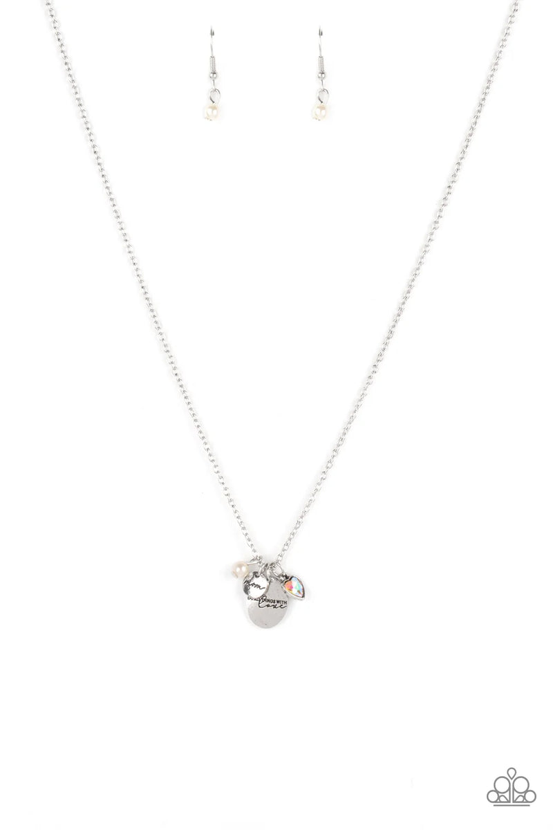 Super Mom - White - Necklace