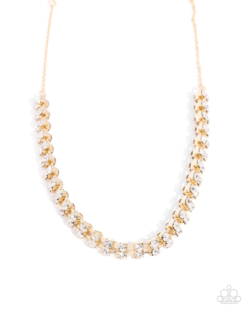 Linked Lady - Gold - Necklace