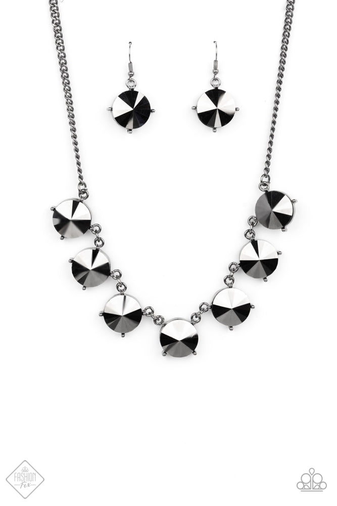 The SHOWCASE Must Go On - Black - Necklace