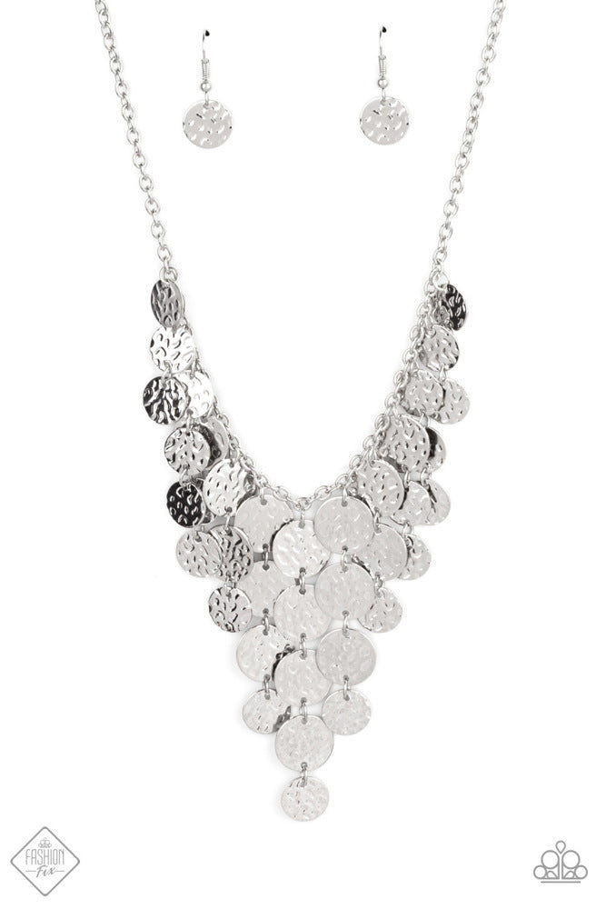 Spotlight Ready - Silver - Necklace