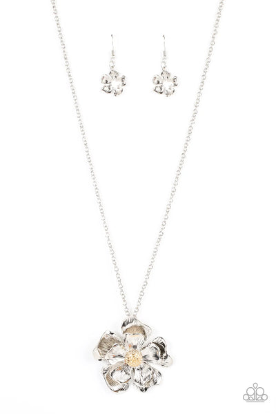 Homegrown Glamour - Silver - Necklace