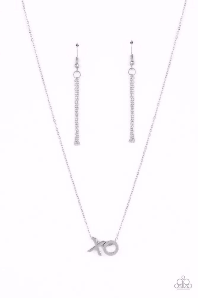 Hugs and Kisses - Silver - Necklace