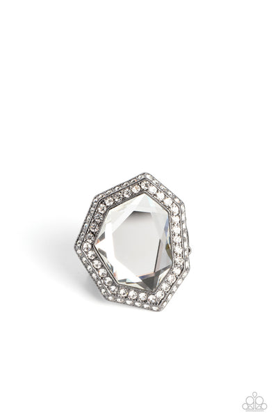 Smoldering Sass - Black - Ring