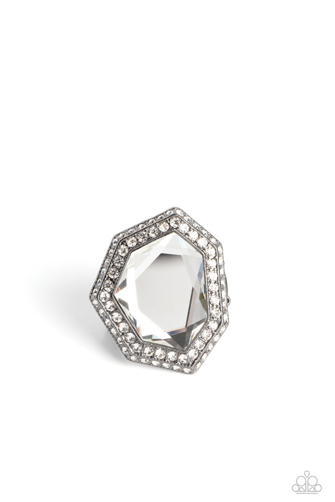 Smoldering Sass - Black - Ring
