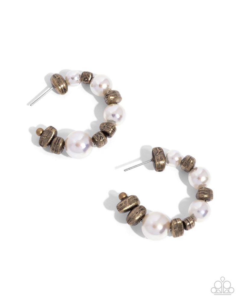 Playful Pearls - Brass - Earring