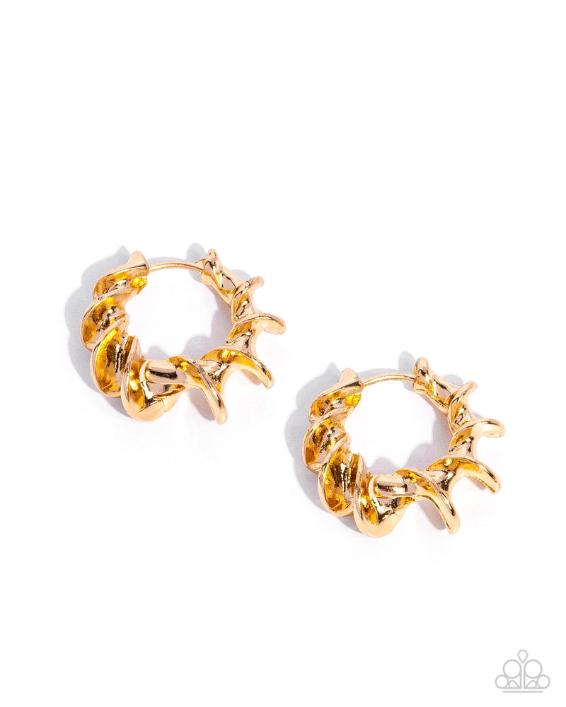 Corkscrew Chic - Gold - Earring
