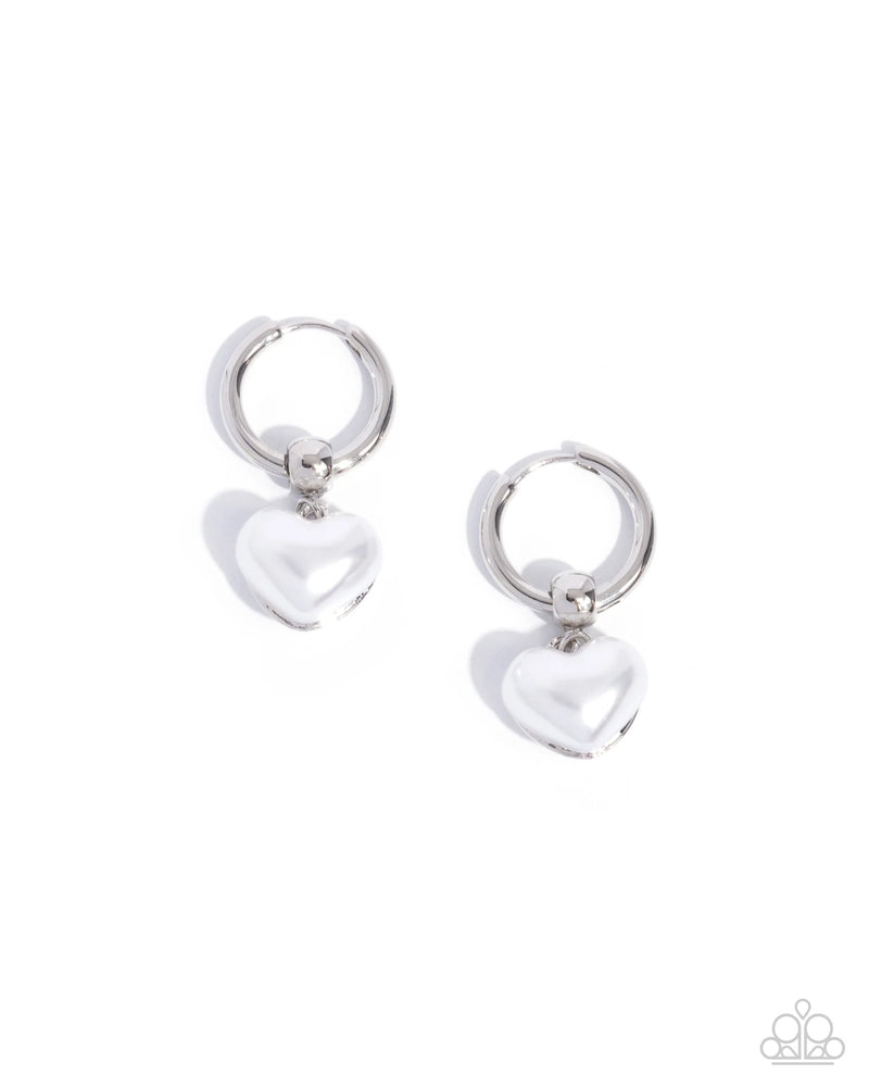 Carriage Chic - White - Earring