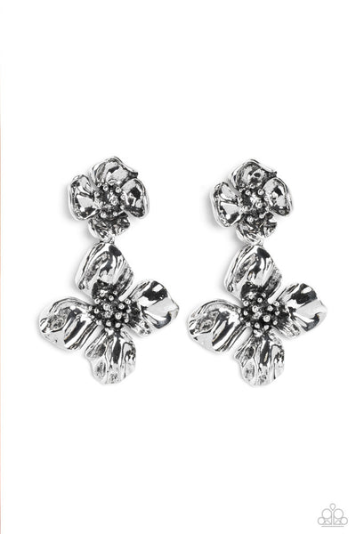 Gilded Grace - Silver - Earring