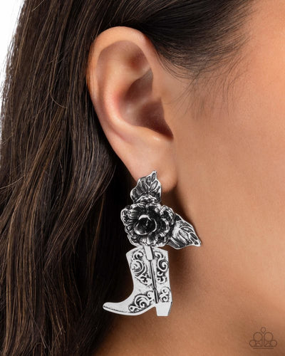 Dancing Boots - Silver - Earring