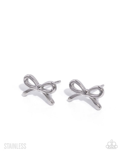 BOW The Line - Silver - Earring