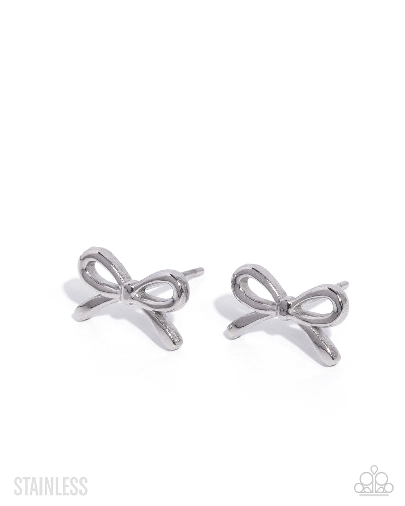 BOW The Line - Silver - Earring