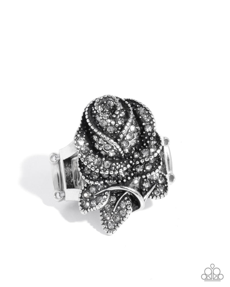 Rosy Residence - Silver - Ring