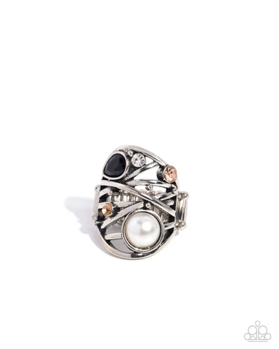 Specific Sovereign - Black - Ring